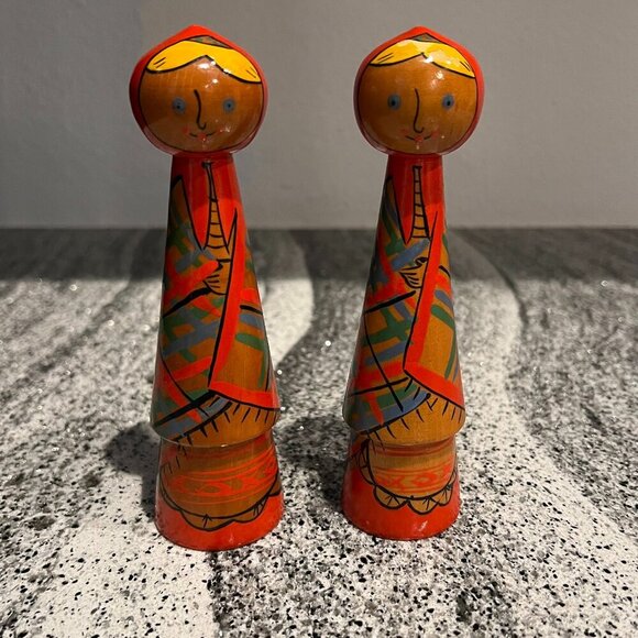 Vintage Wooden Russian Folk Art Doll Figurine Hand Painted Twin Ladies - Picture 1 of 7